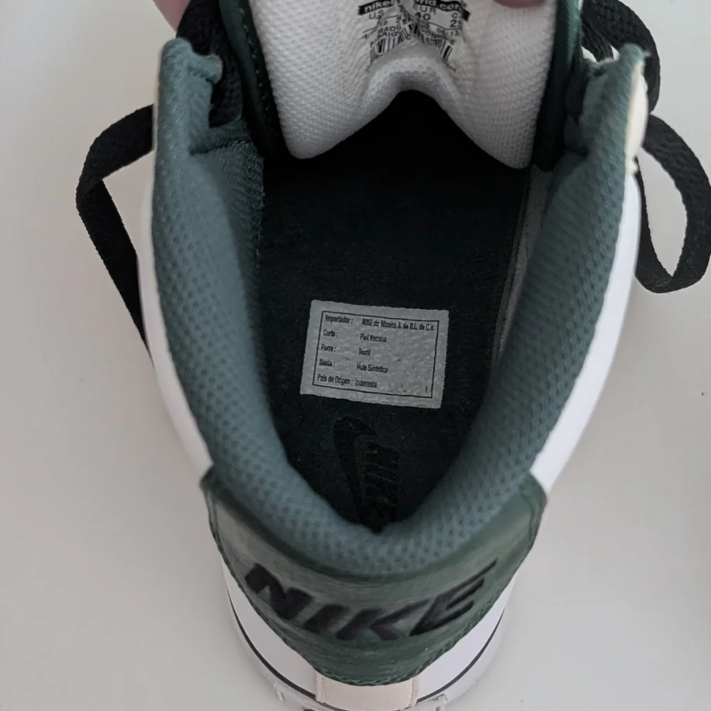 Nike euc cute